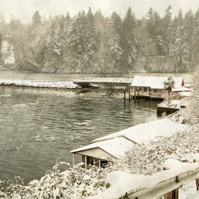 olallabridgeinsnow700